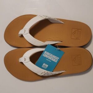 Reef Women's flip flops size 9 NWT